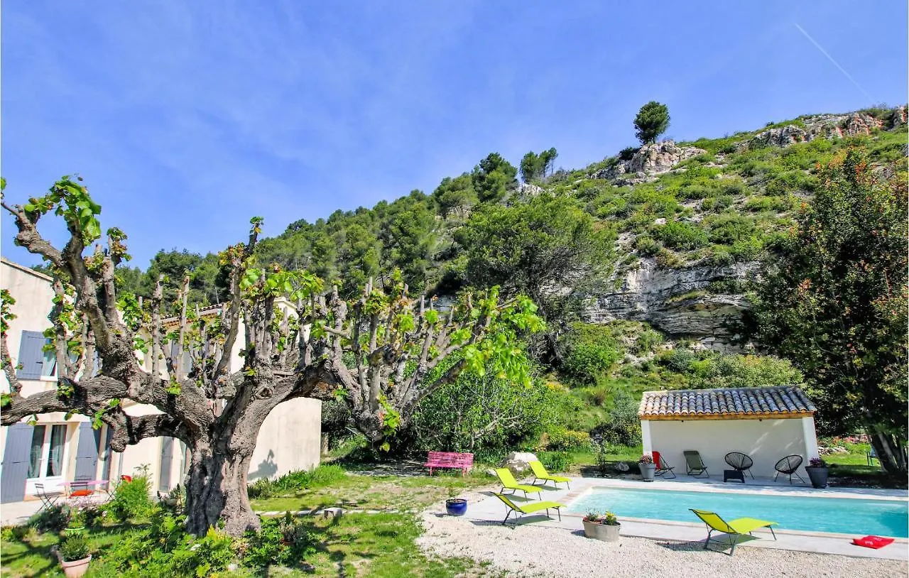 5 Bedroom Beautiful Home In Mérindol
